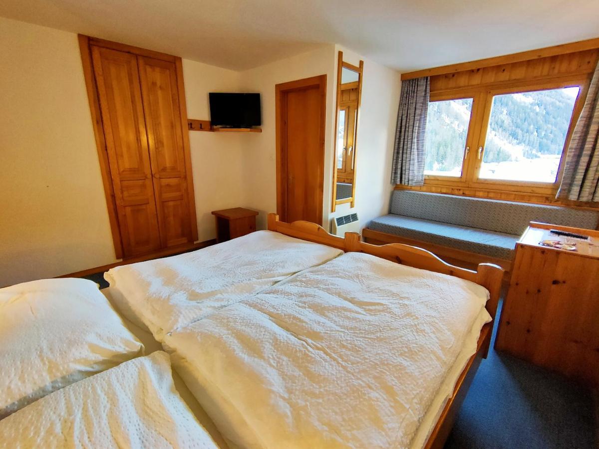 Hotel Garni Les Bouquetins Zinal Ngoại thất bức ảnh